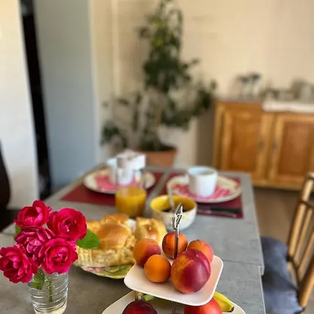 Bed & Breakfast Le Du Port Canal Moissac