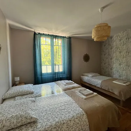 Le Du Port Canal モアサック