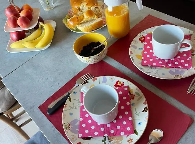 Bed & Breakfast Le Du Port Canal Moissac